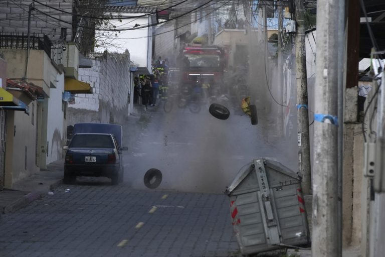 Ecuador |  Silence and fear of gangs settle in the streets