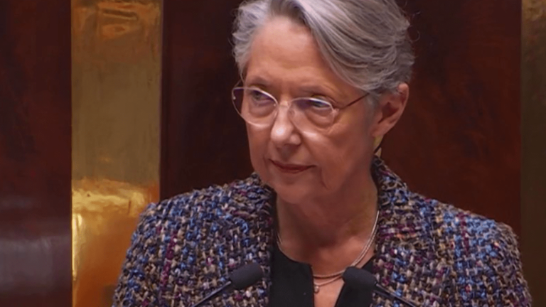 Élisabeth Borne presented her resignation to the President of the Republic