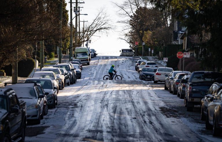 Extreme cold is getting milder across the majority of the country, observes Environment Canada