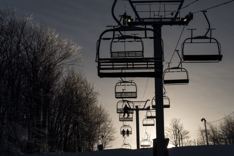 Fatal ski accident |  A teenager falls from a ski lift in Morin-Heights