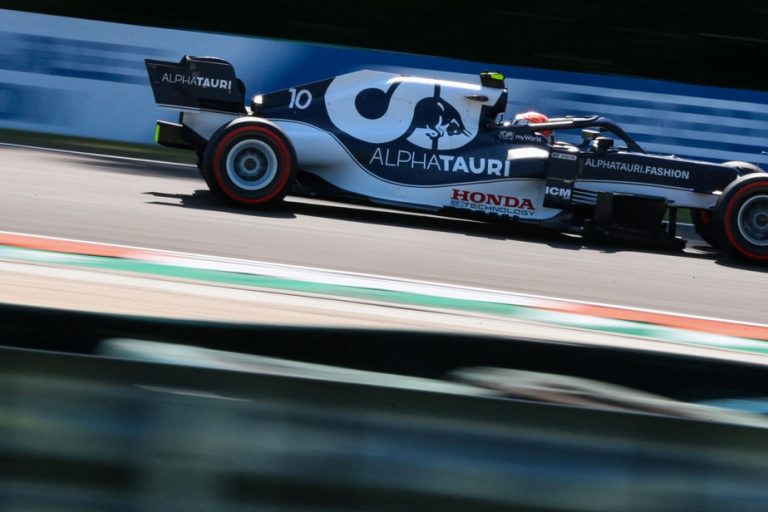 Formula 1 |  AlphaTauri changes name to Visa Cash App RB F1