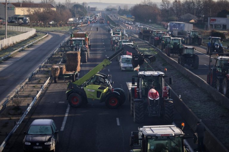 France |  Mobilization of farmers on fuel prices and EU regulations