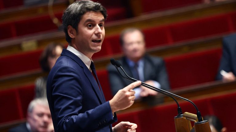 Gabriel Attal intends to “de-emcardise” France and reduce the cost of unemployment