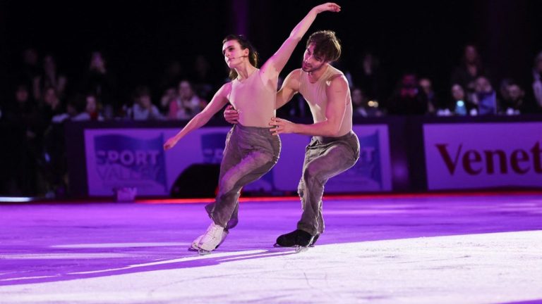 Gabriella Papadakis and Guillaume Cizeron delight the audience at the closing gala of the European Championships