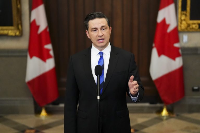 “Incompetent mayors” |  Minister Pablo Rodriguez accuses Poilievre of taking inspiration from Trump