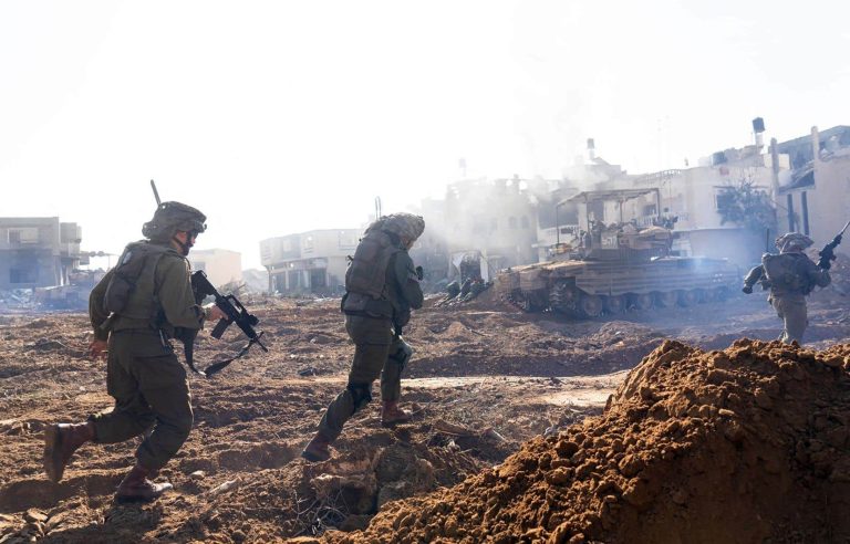 Israel-Hamas war: Intense fighting in Khan Younes, near hospitals