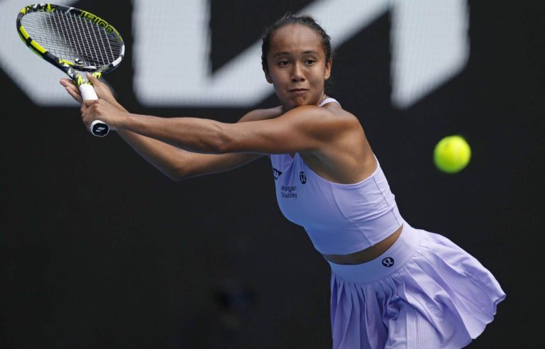 Leylah Fernandez eliminated in 2nd round of Australian Open tennis