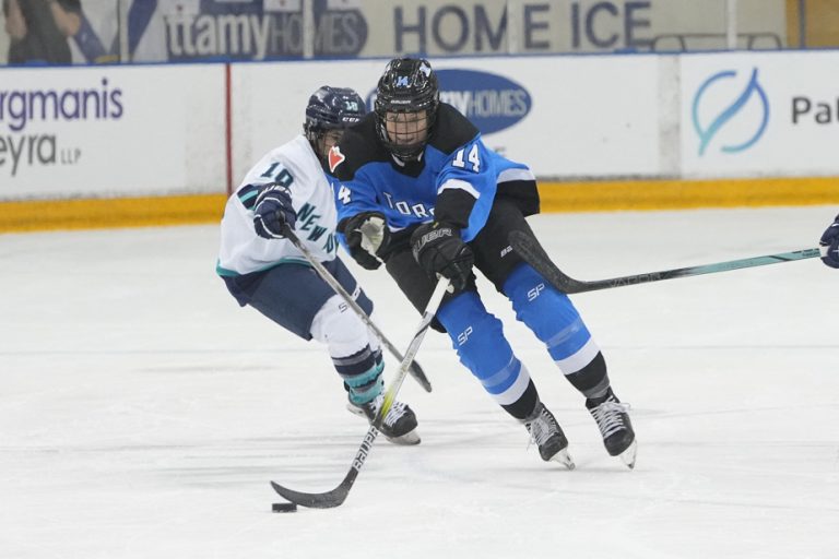 Professional women’s hockey league |  New York blanks Toronto 4-0 to start the season