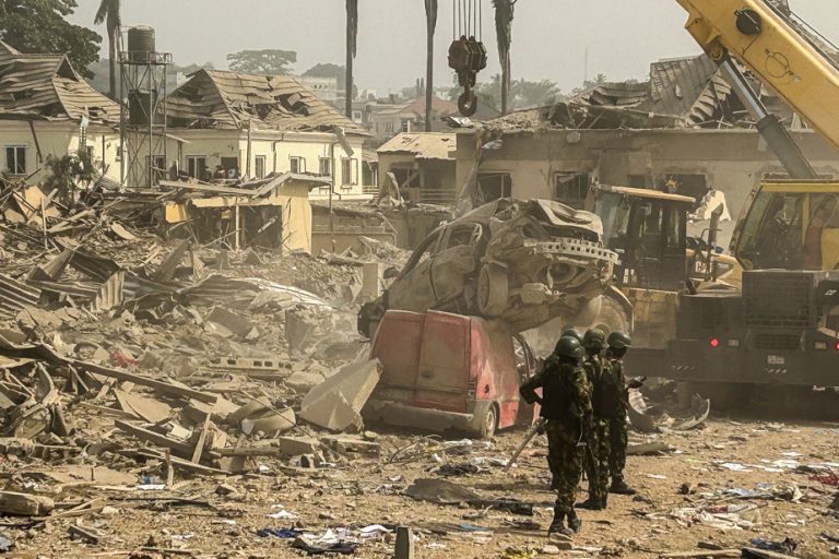 Nigeria |  Two dead and nearly 80 injured in impressive explosion