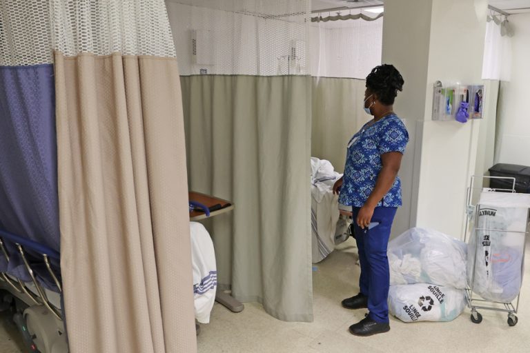 Number of new nursing licenses falls to lowest level in 10 years