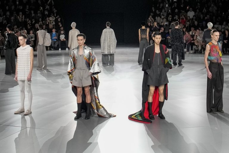 Paris Fashion Week |  Dior pays tribute to Nureyev’s ballet