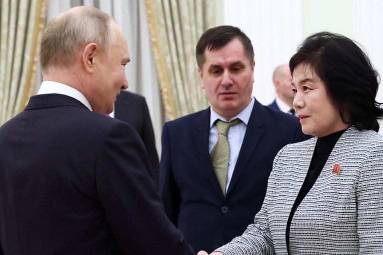 Putin meets North Korean foreign minister