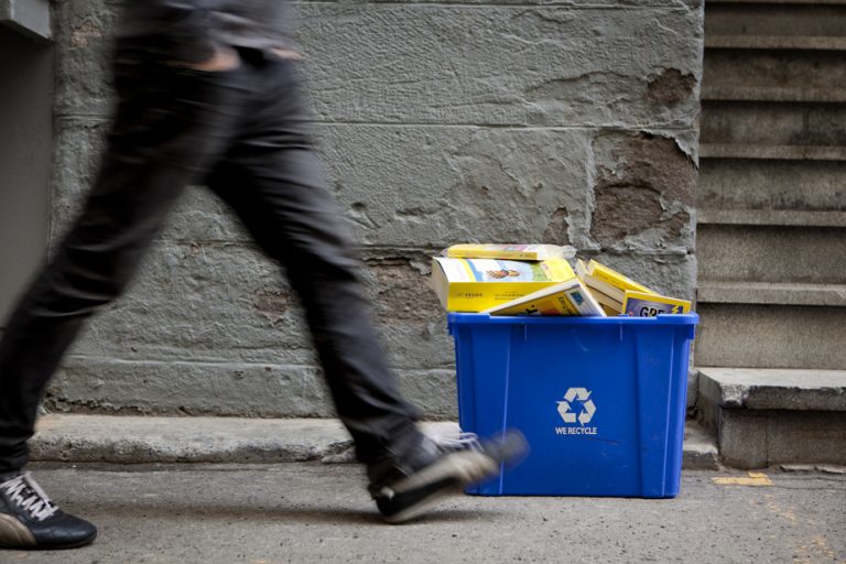 Recycling in Montreal |  A blue bin for everyone