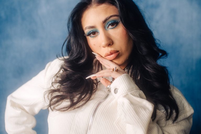 Review of Orchideas, by Kali Uchis |  Lush bouquet of mixed pop