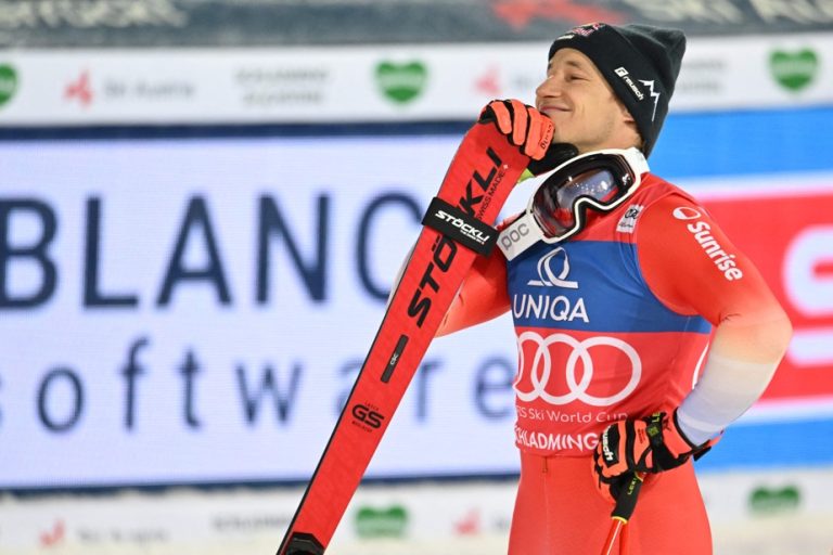 Schladming World Cup |  Marco Odermatt comes from behind and wins the giant slalom