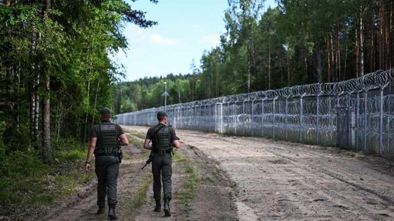 The Baltic states announce a common “line of defense” on their borders with Russia and Belarus