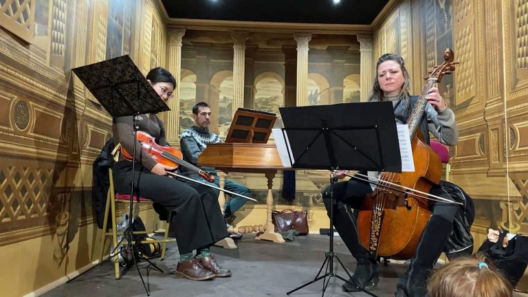 The “Ma region virtuoso” truck transports classical music to the Pays de la Loire