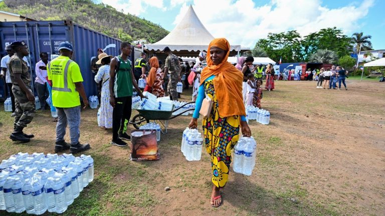 “This is not the response we expected” from the State, “we want water on a daily basis”, reacts the Mayotte a soif association