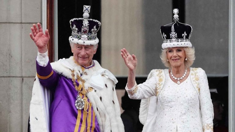 This video of an attack in front of Buckingham Palace will go viral