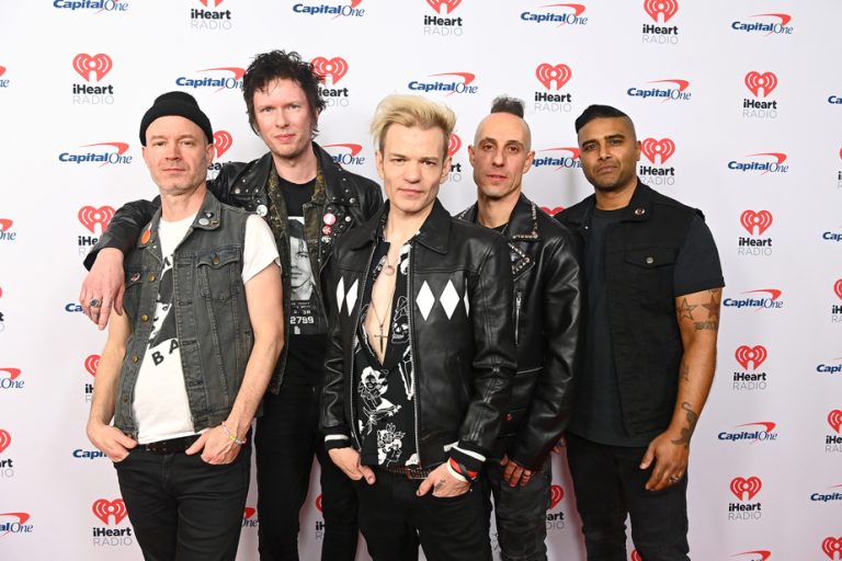 Tour Of The Setting Sum Tour |  Sum 41 will perform their last show in Toronto