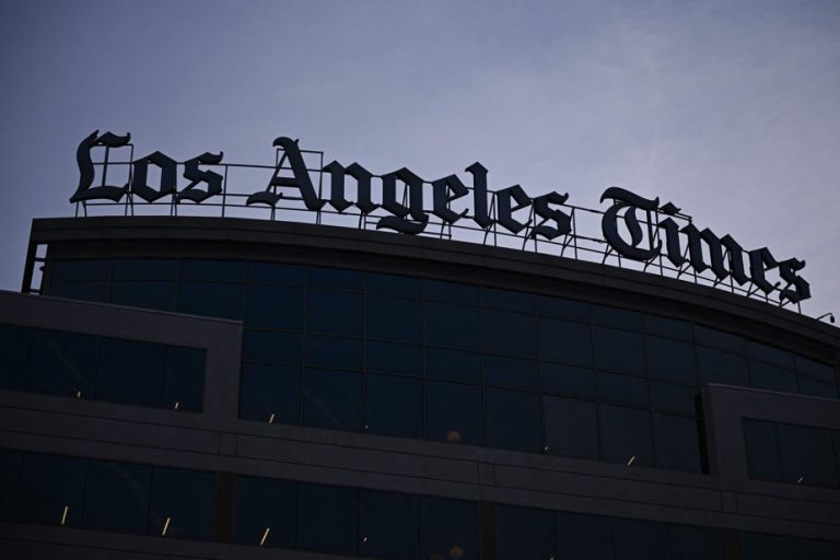 United States |  A fifth of LA Times journalists fired, Condé Nast journalists on strike