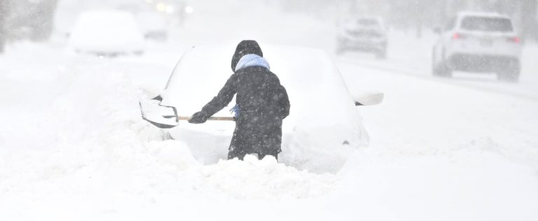 Up to 40 centimeters of snow: the worst of the storm will hit Saturday morning