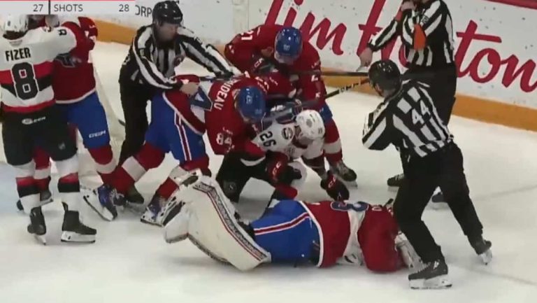 WATCH: Rocket goaltender Kaskisuo is attacked by a Senators player