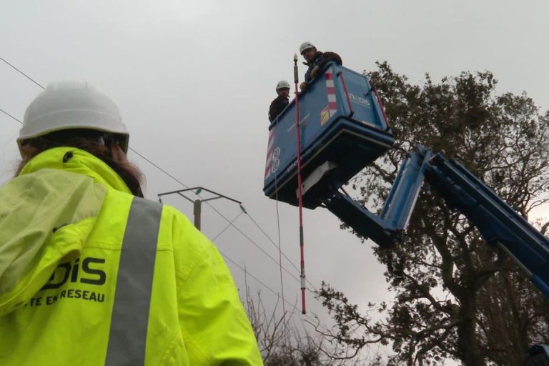 a thousand homes affected by power cuts in Normandy