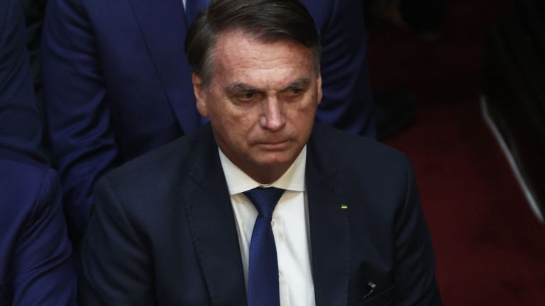 former president Jair Bolsonaro benefited from a “fake” anti-Covid vaccine certificate