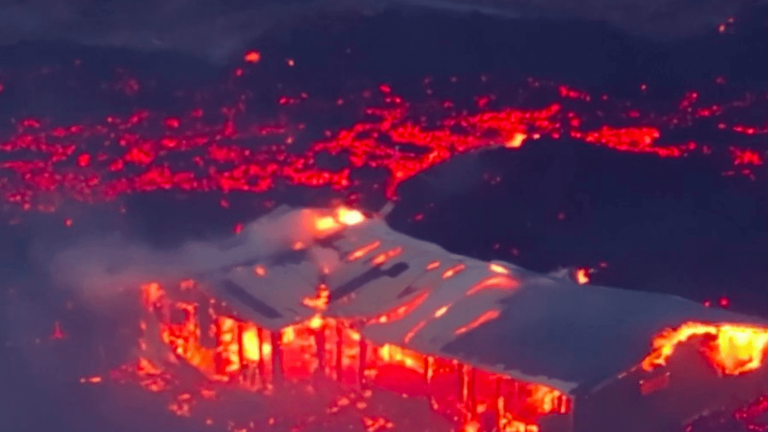 houses destroyed by flames