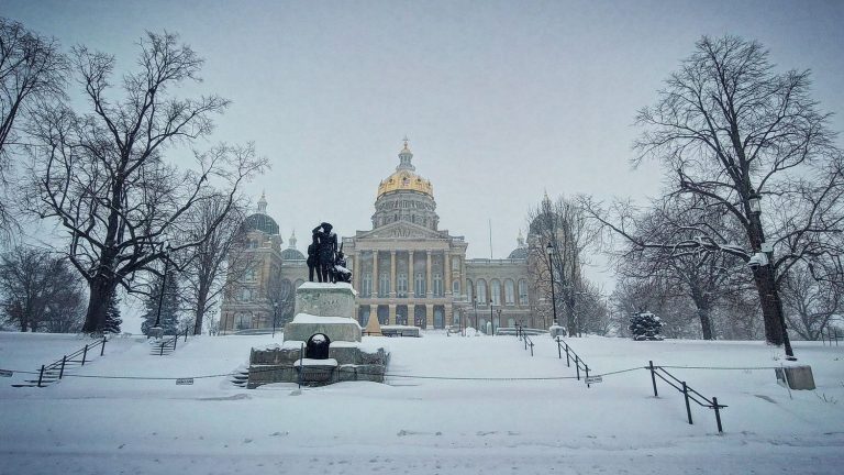 in Iowa, the weather disrupts the kickoff of the Republican primaries scheduled for Monday