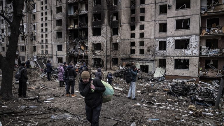 in Ukraine, neighborhoods of kyiv devastated by Russian missiles