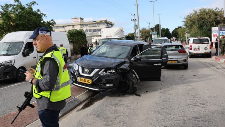 two French people injured in car-ramming attack near Tel Aviv, announces the Quai d’Orsay