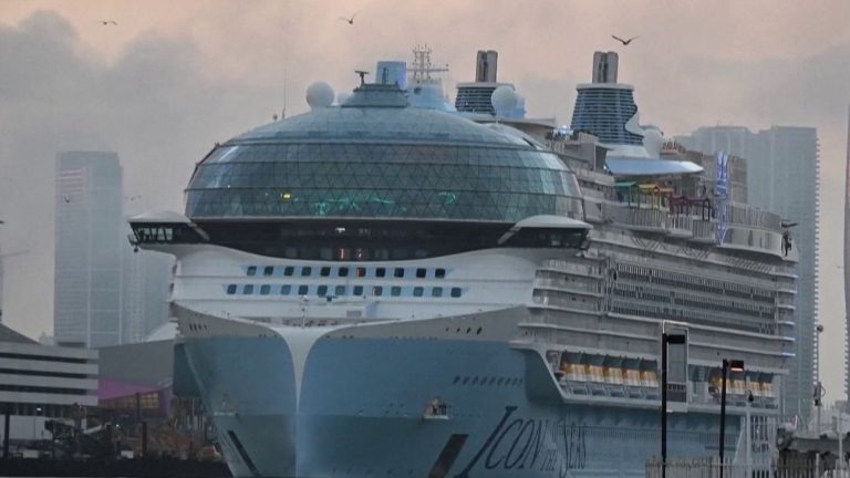 the largest cruise ship in the world has set sail