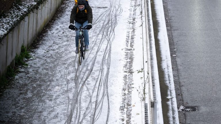 three questions on the “severe cold” plan launched in several departments