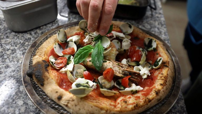 we asked a pizza maker for his manufacturing secrets