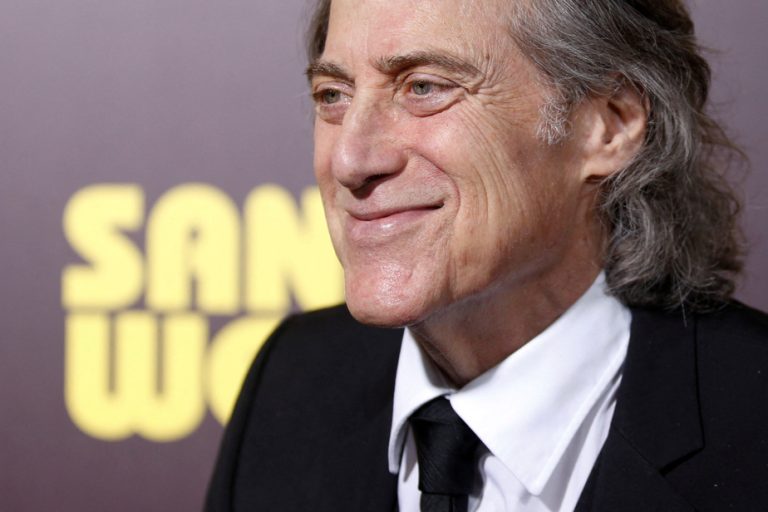 Actor Richard Lewis, known for his role in Curb Your Enthusiasm, is no more