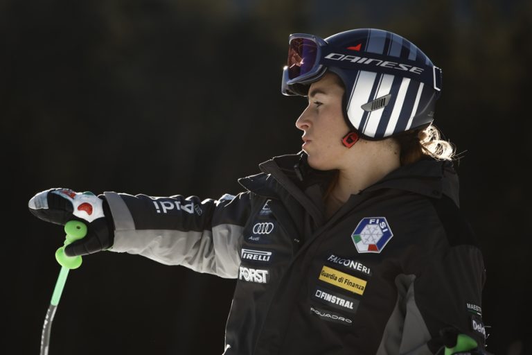 Alpine skiing |  Sofia Goggia injured in training