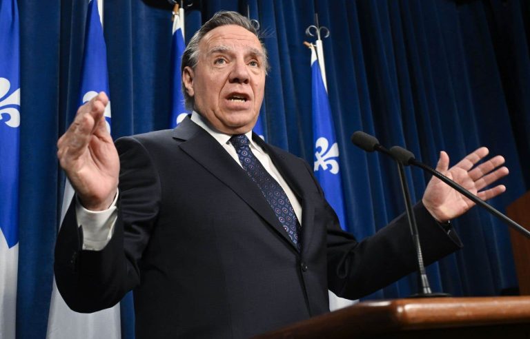 Asylum seekers threaten the French language, according to Legault