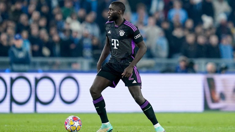 Bayern denounces racist insults against Frenchman Dayot Upamecano after his expulsion against Lazio