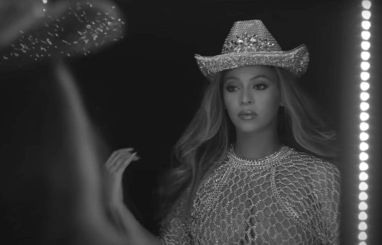 Beyoncé shakes up the codes of country music