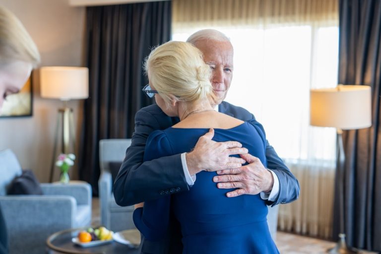 Biden met with Navalny’s widow and daughter in San Francisco