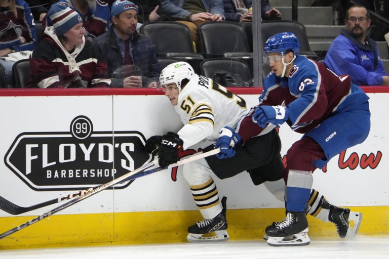 Boston Bruins |  Shoulder surgery ends Matthew Poitras’ season