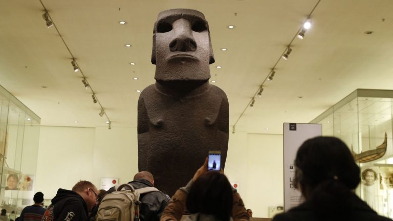 British Museum social networks trolled by Chilean Internet users