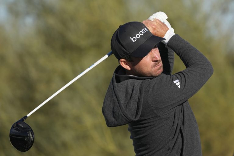 Canadian Nick Taylor wins the Phoenix Open