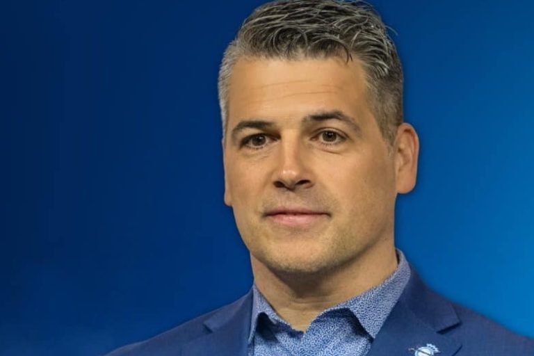 Chicoutimi Saguenéens |  Yanick Jean becomes the head coach with the most victories in QMJHL history