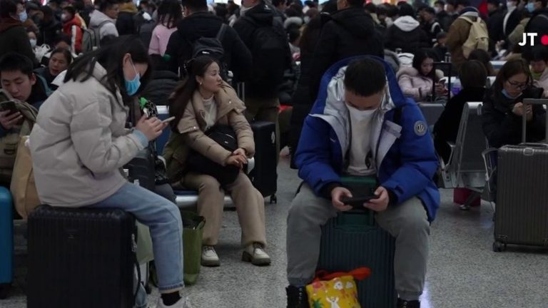 Chinese New Year: transport is crowded