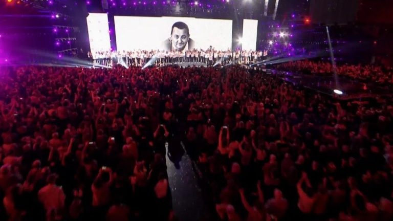 Claudio Capéo and Patrick Bruel paralyzed at Enfoirés 2024, this sequence which almost degenerated