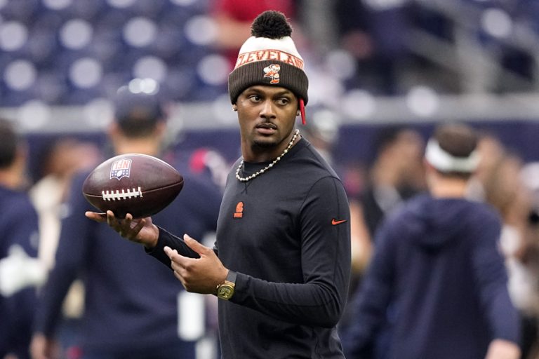 Cleveland Browns |  Deshaun Watson will start throwing again in March