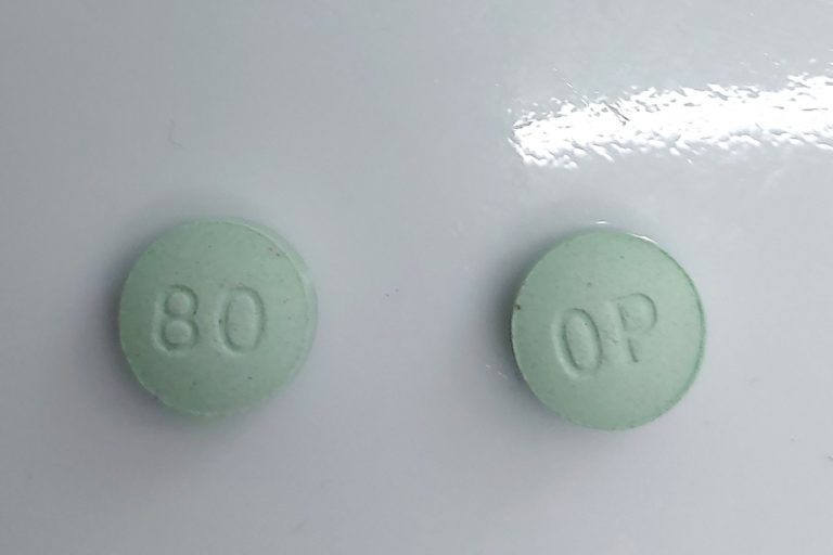 Fake oxycodone tablets circulating in Quebec